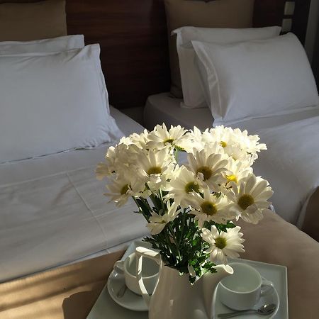 Akman Hotel Кушадасы Экстерьер фото