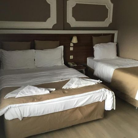 Akman Hotel Кушадасы Экстерьер фото