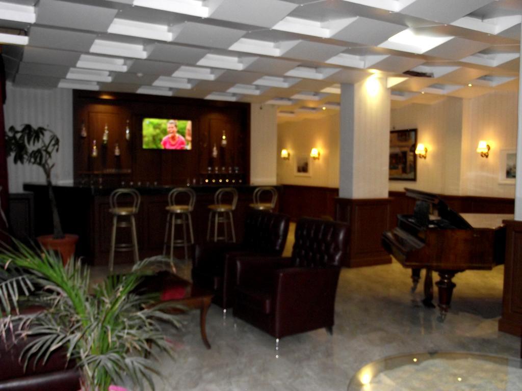 Akman Hotel Кушадасы Экстерьер фото