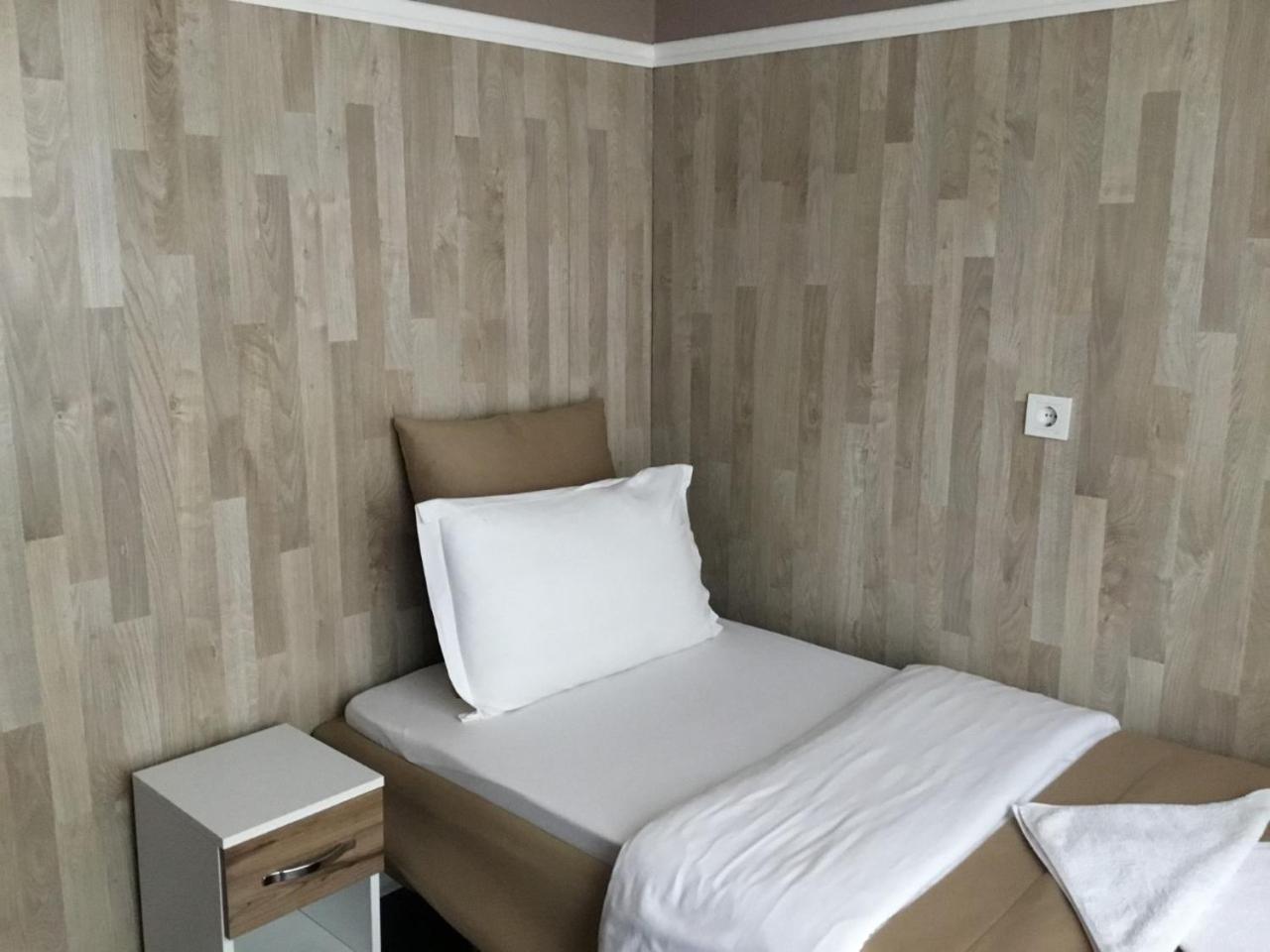 Akman Hotel Кушадасы Экстерьер фото